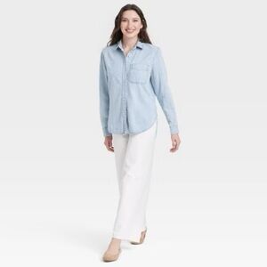 Universal Threads Blue Button Down Linen Top